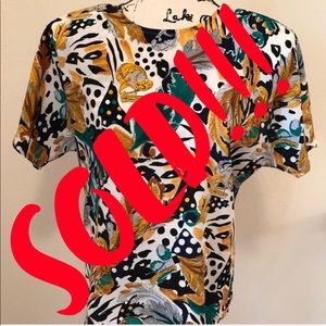 SOLD!! ✨🐆Printed Short Sleeve Top🐆✨
